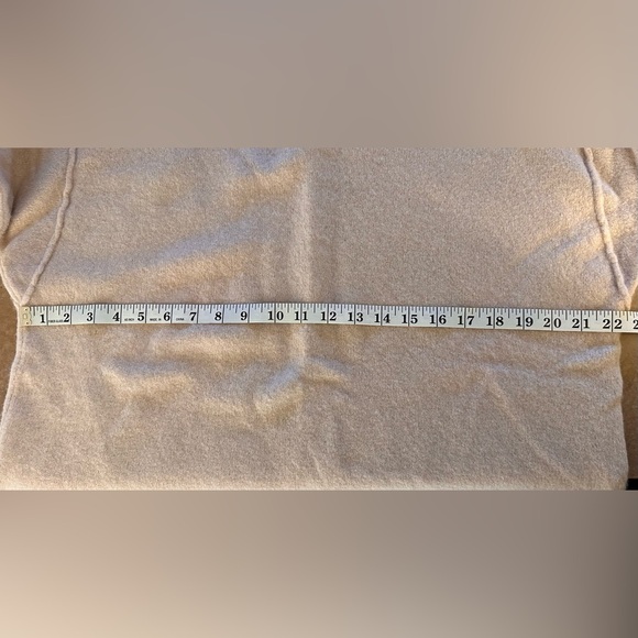 Free People Oversized V-Neck Wool/Yak Blend Sweater - Picture 5 of 5